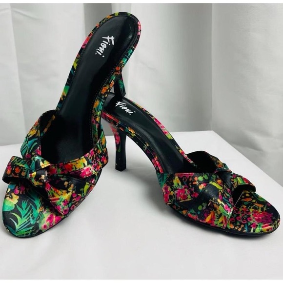 NWT Fioni kitten heel floral print slip on heels size 9‎ - Picture 1 of 7